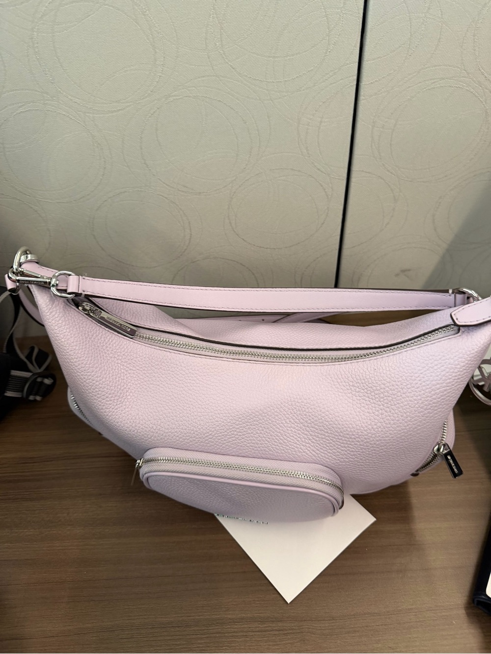 Michael Kors Light Lilac Pebbled Leather Crossbody Shoulder Bag - Picture 2 of 4